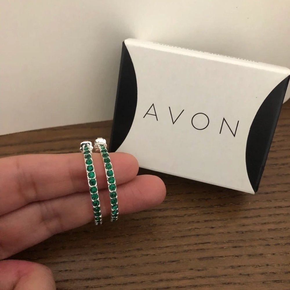 Avon emerald crystal hoops